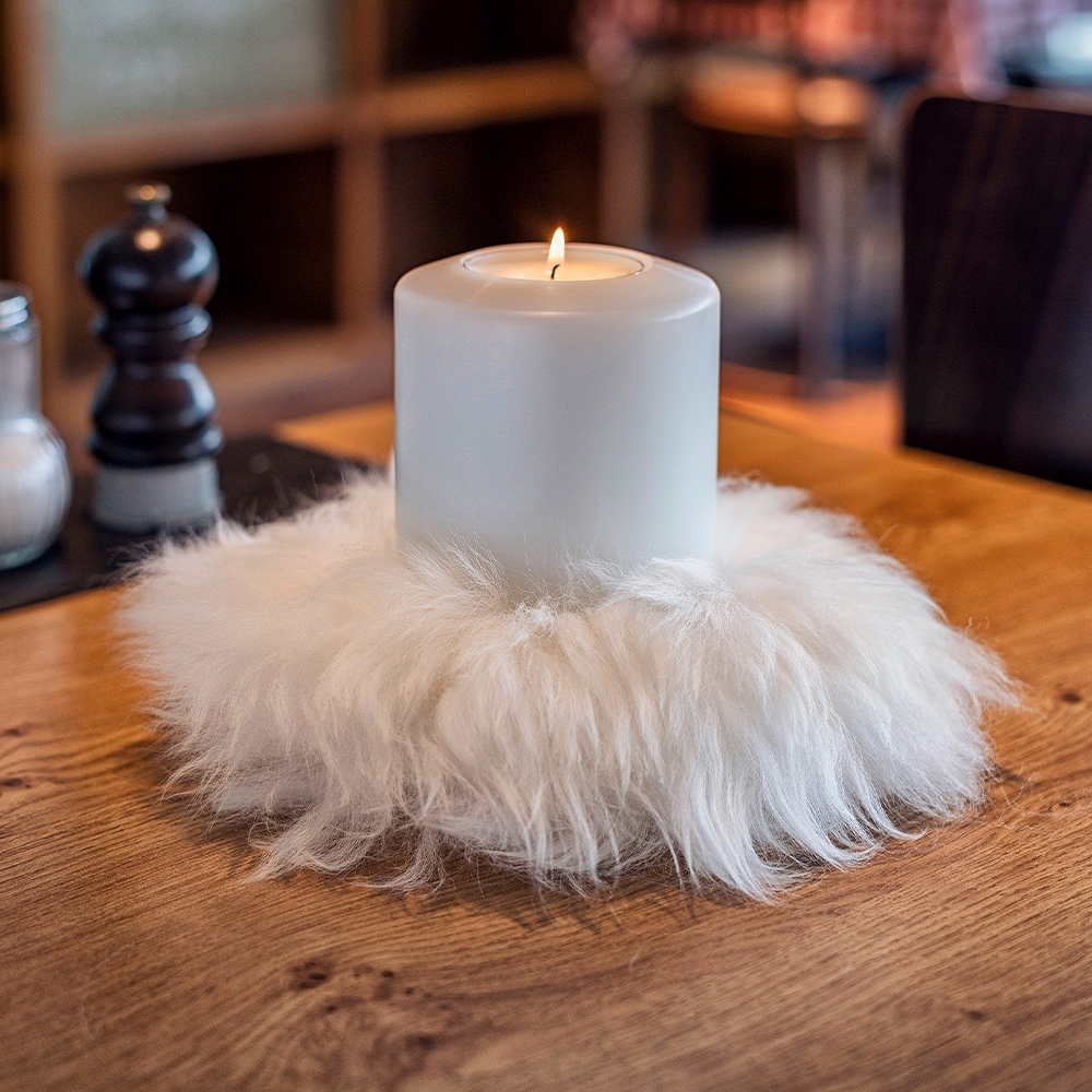 Qult Farluce candle real fur - Merino Lamb Ivory - Candle Ring - Ø 8 cm x H Fur 5 cm